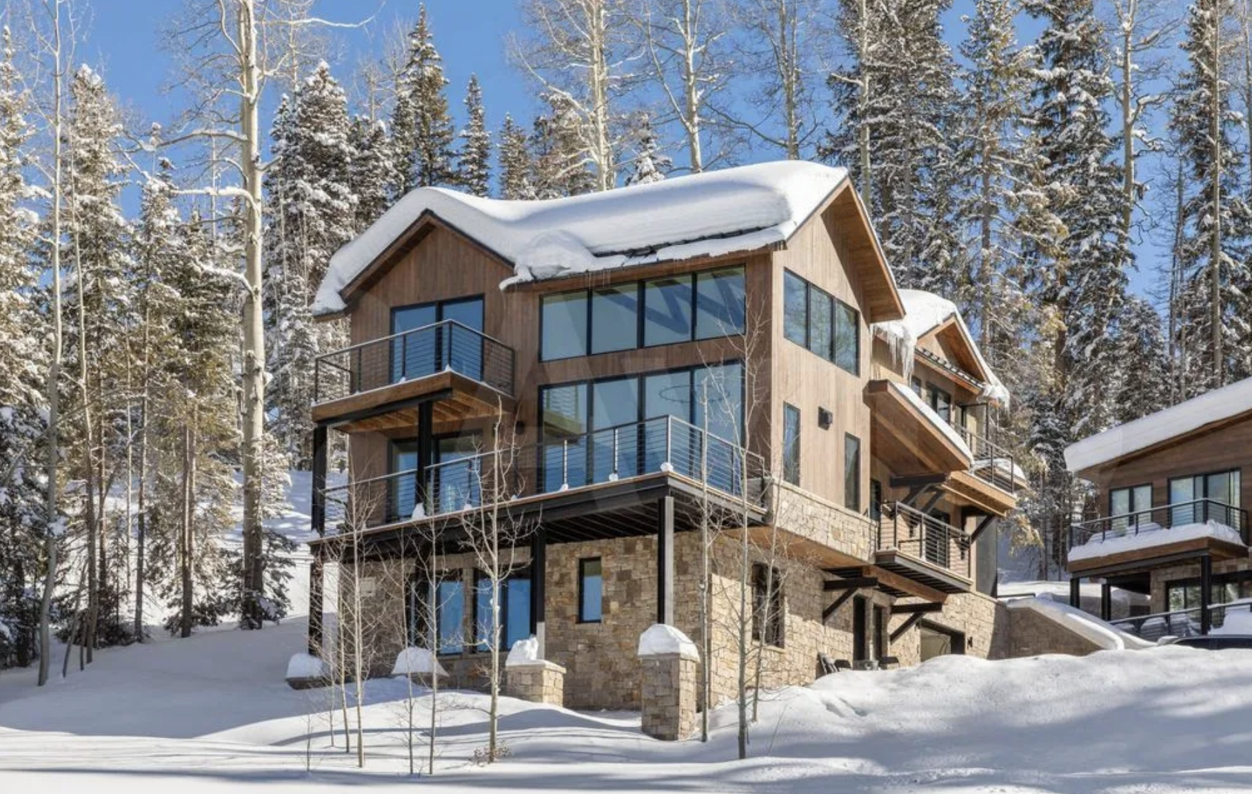 Дома у склонов: что предлагают на рынке недвижимости рядом с горнолыжными курортами