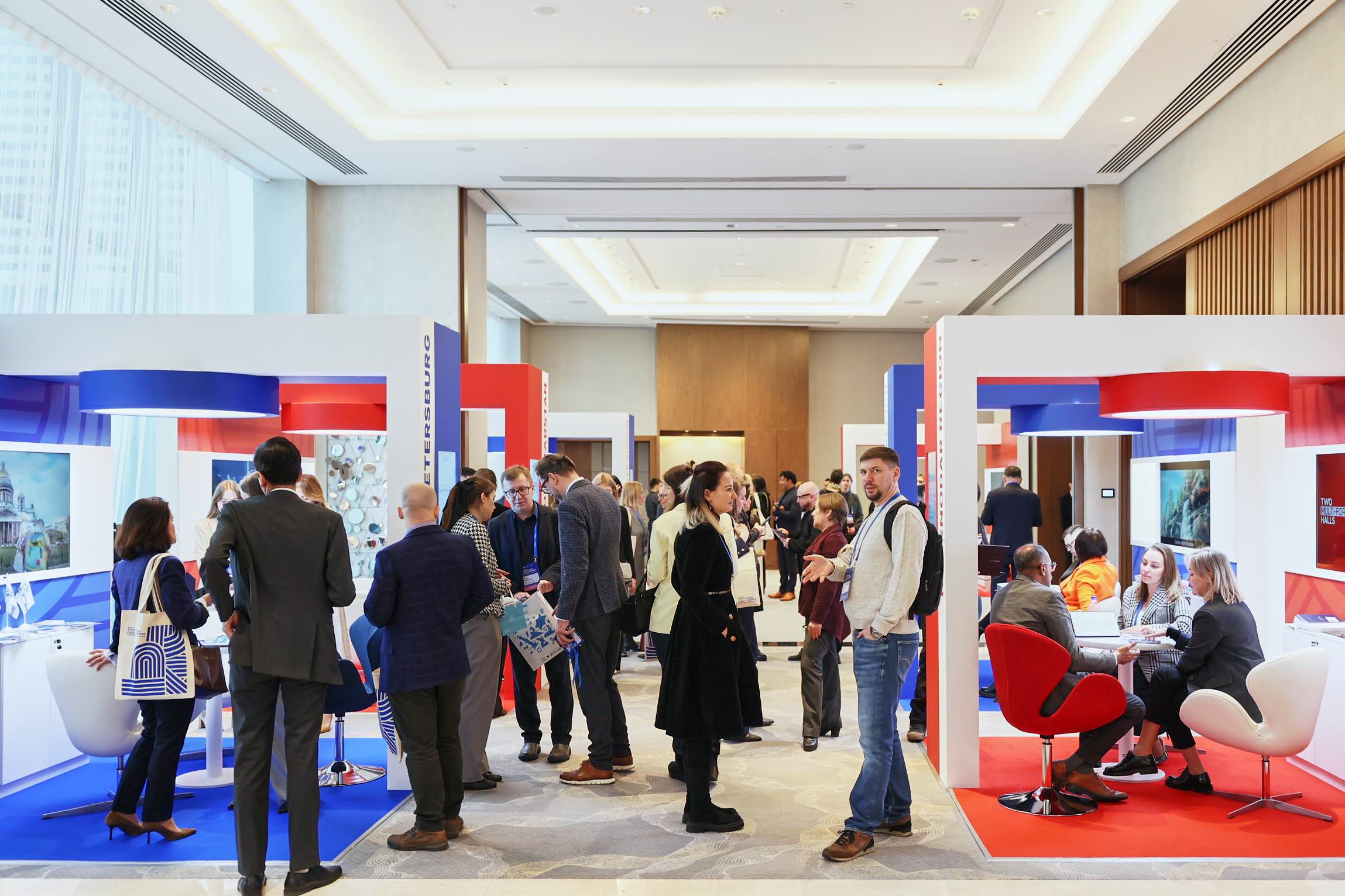 Дискуссии, кейсы и 3,2 тыс. встреч: объявлена программа MGMC-2025