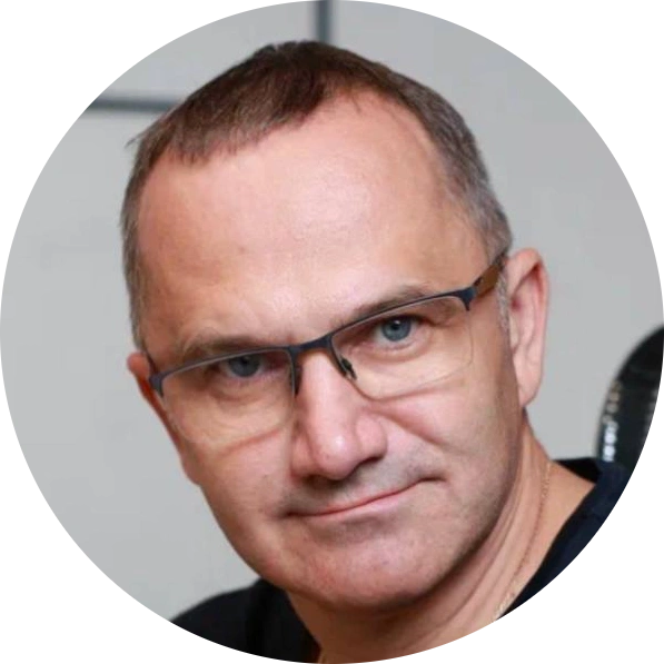 Александр Семенов