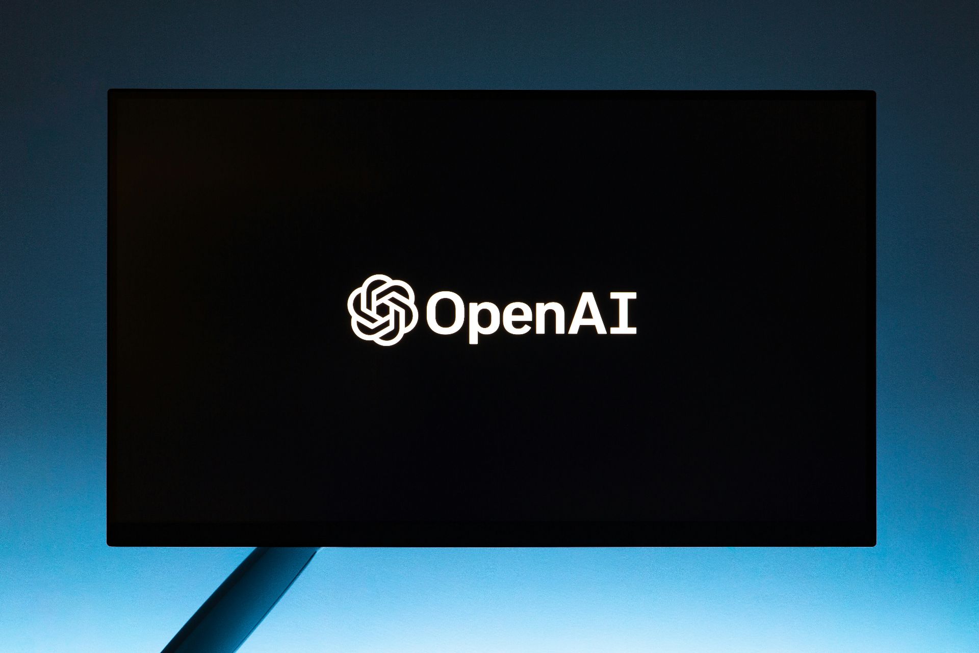 OpenAI заявила о преимуществе над Anthropic в вычислительных мощностях
