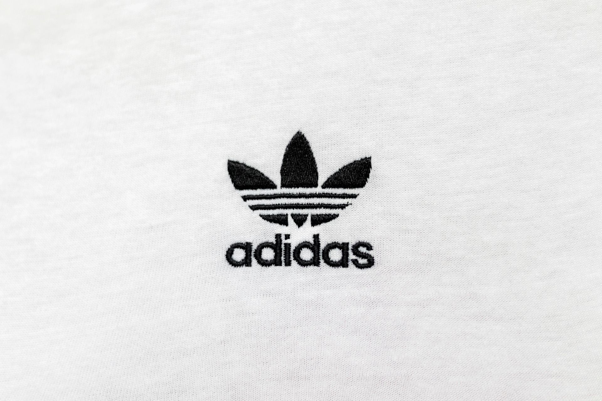 Adidas в России может подорожать до 30% из-за проблем с логистикой