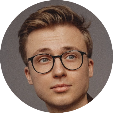 Влад Александров