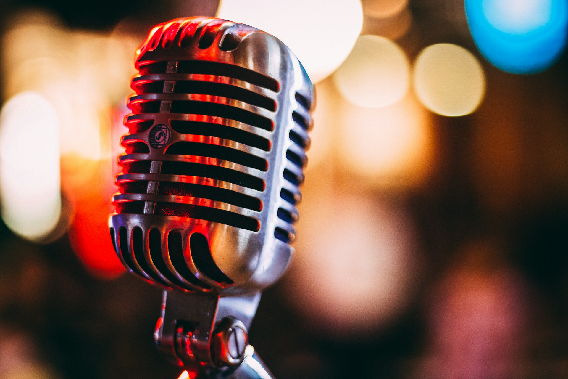 Warner Music купит стартап, который отслеживает использование музыки в ИИ