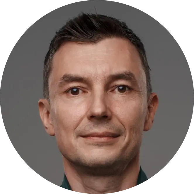 Олег Астапов