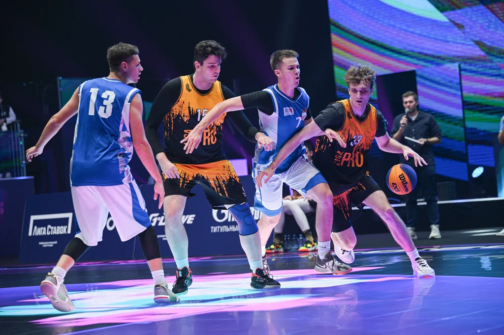 Савченков Бочаров Желудов Петров Liga Pro Team 47 баскетбол