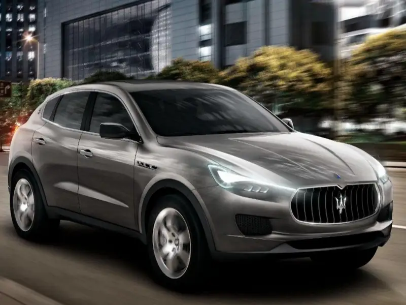 Вы будете в шоке: В сеть утекли снимки интерьера нового Maserati Levante!