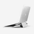 Превью-изображение №1 для товара «Чехол-подставка MacBook MOFT CARRY SLEEVE 15 Air Misty Cove (Белый)»