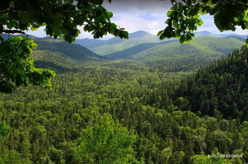 Russia Brings Mobile Internet to the Peak of Mount Oblachnaya