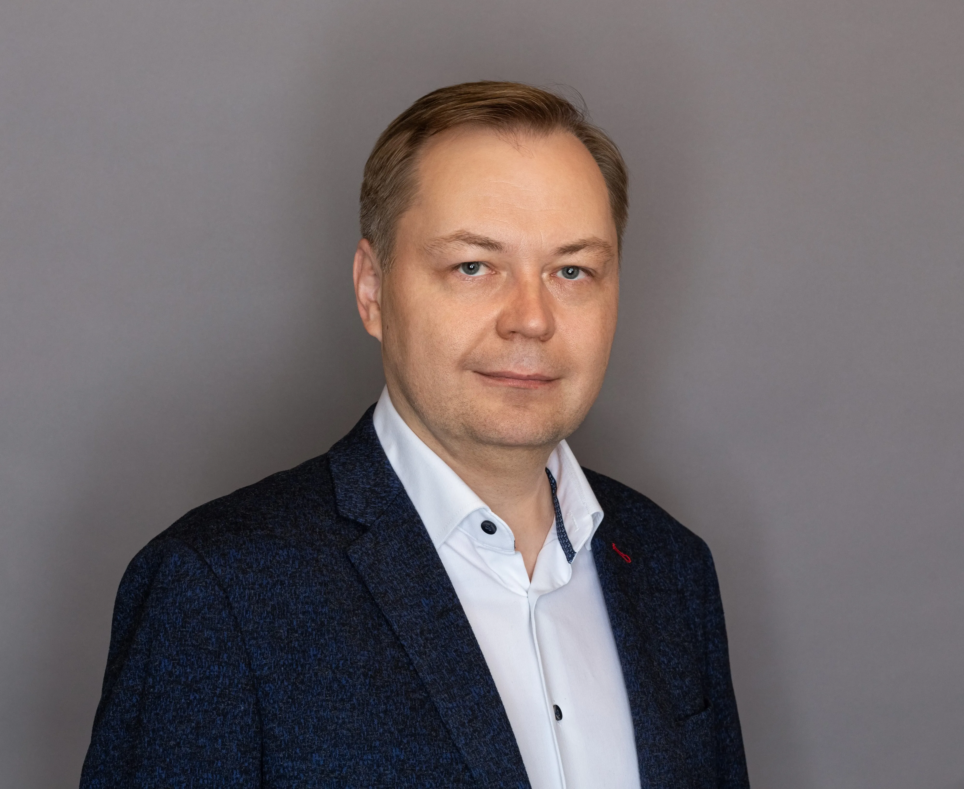 Valery Tikhomirov