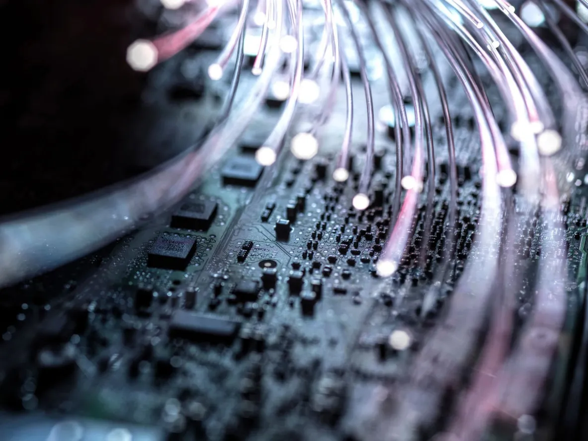 Russian Scientists Develop Weather-Independent Communication Technology Based on Lasers