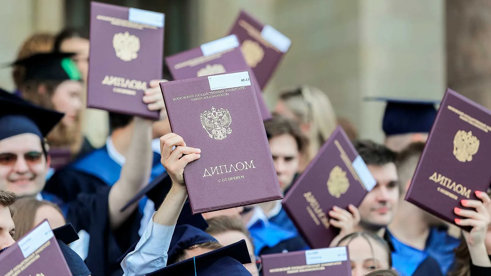 МТС и Высшая школа экономики будут готовить специалистов в области ИИ