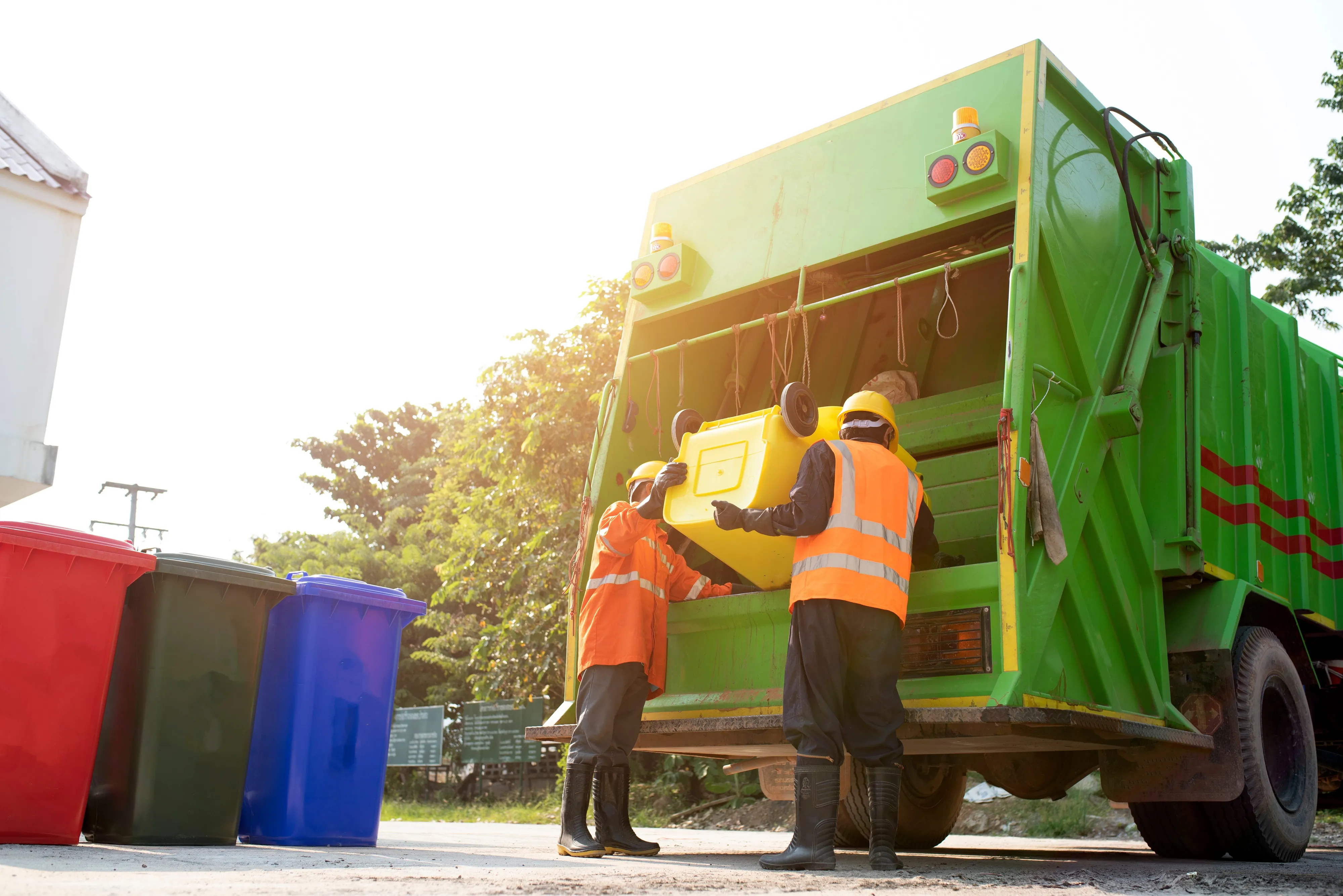 Russia Develops App to Measure Trash Accumulation in Containers