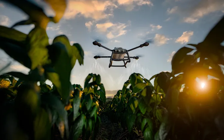 Russia Unveils Heavy-Duty Agro-Drone to Replace Tractors in Weed Control and Fertilization