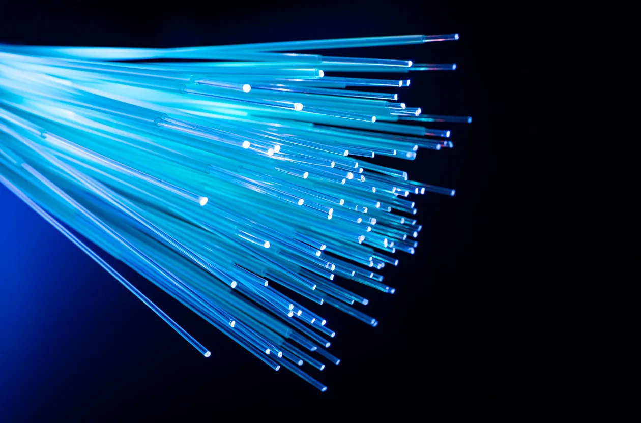 Russian Scientists Make Fiber-Optic Glass Six Times Faster