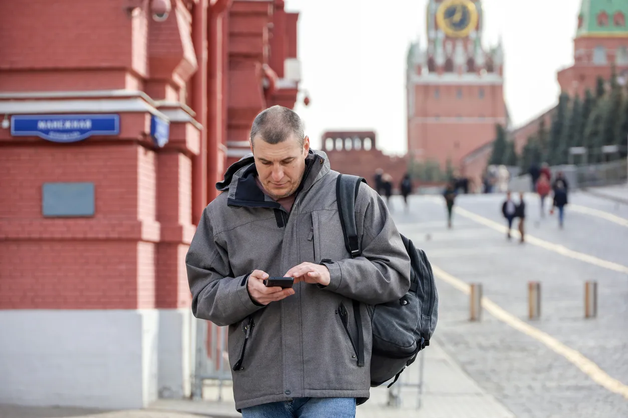 Russia to Launch Legally Binding Document Signing in MAX Messenger