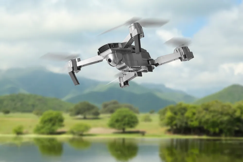 Russian Regions Deploy Drones and AI to Combat Invasive Hogweed
