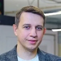 Дмитрий Лавренов