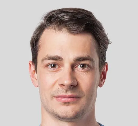 Александр Черников