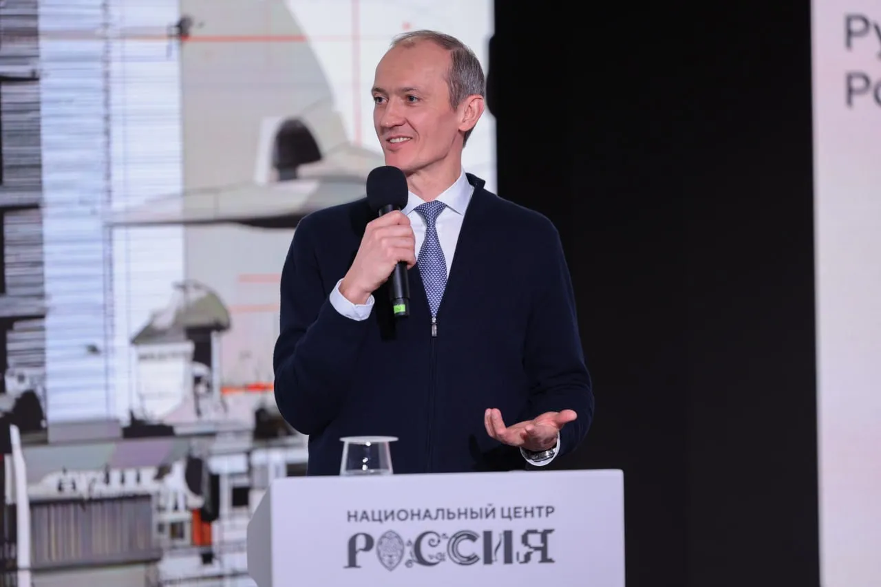 Дмитрий Григоренко: «За искусственным интеллектом стоит естественный»