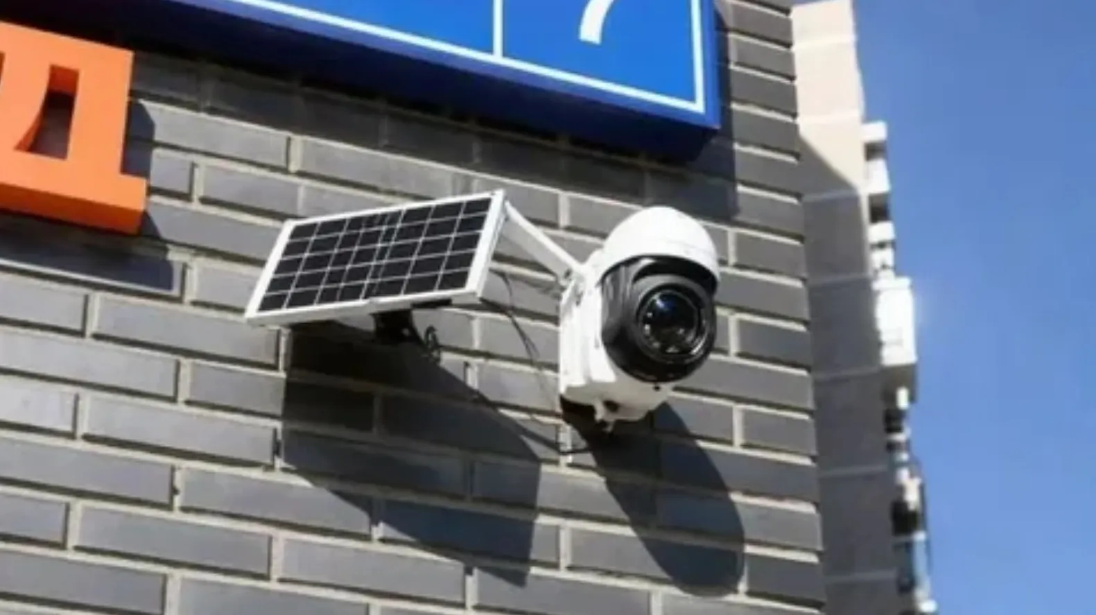 На контейнерных площадках Московской области установят 900 мобильных видеокамер