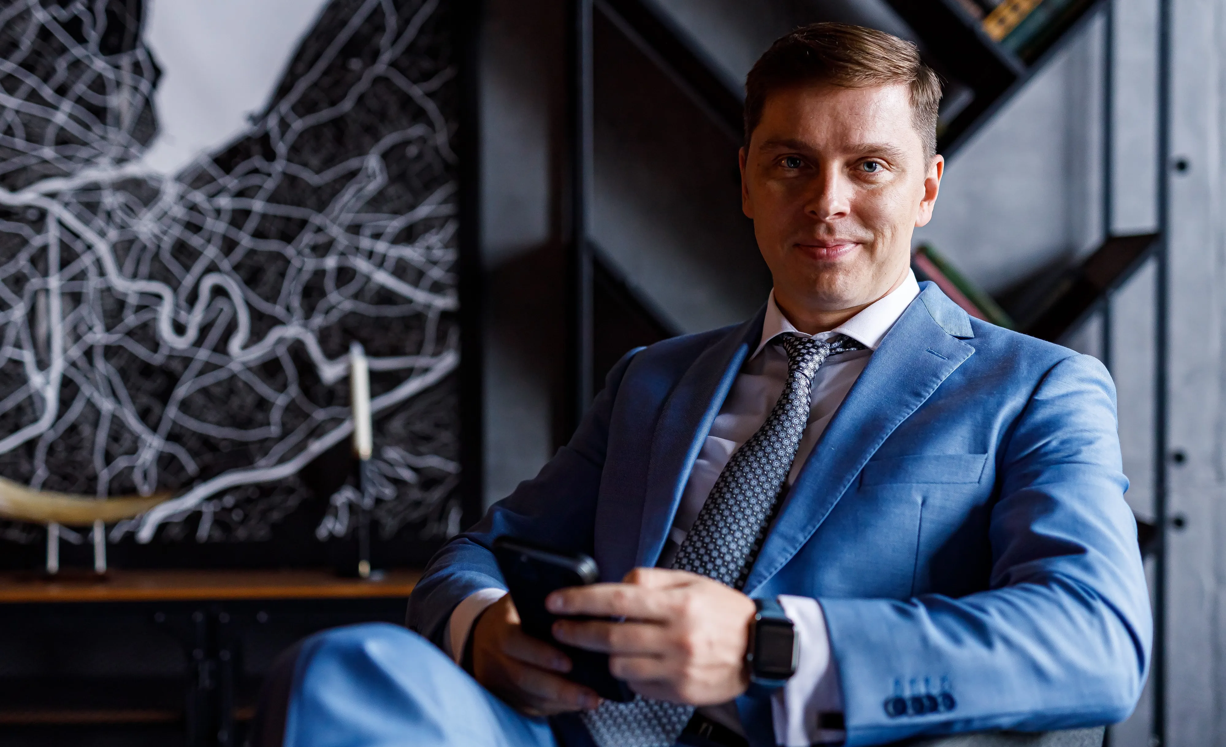 Photo - «Астра ИИ [Код]» vs OpenSource: почему развернуть открытую модель в закрытом контуре – это дорого и небезопасно