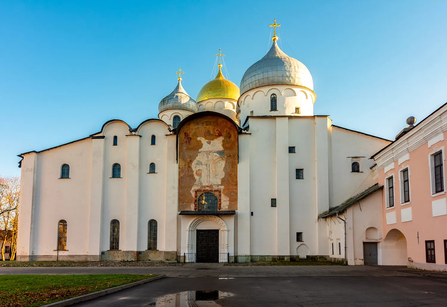 Photo - Reverse Time Machine: Medieval Novgorod Comes to Life in Augmented Reality