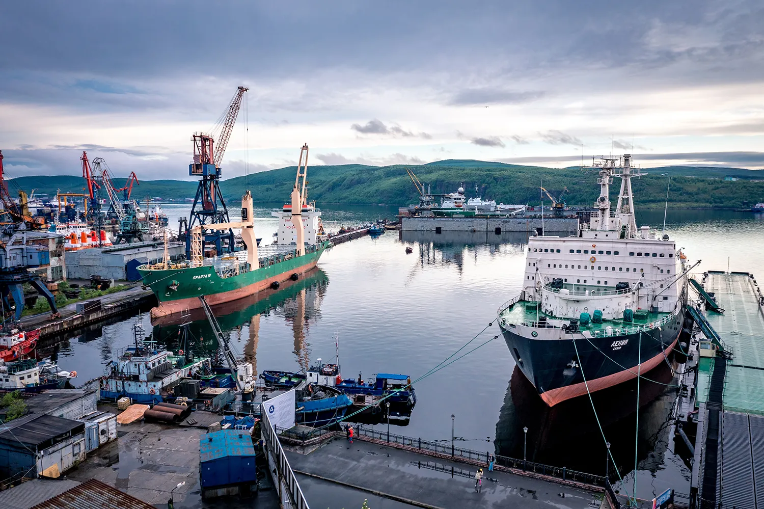 Photo - Russia Develops AI System to Optimize Nuclear Icebreaker Routes