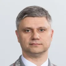 Олег Белозёров