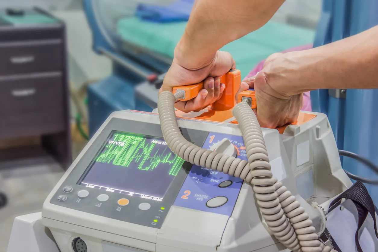 Russian Regions Receive Defibrillators With Voice Assistant