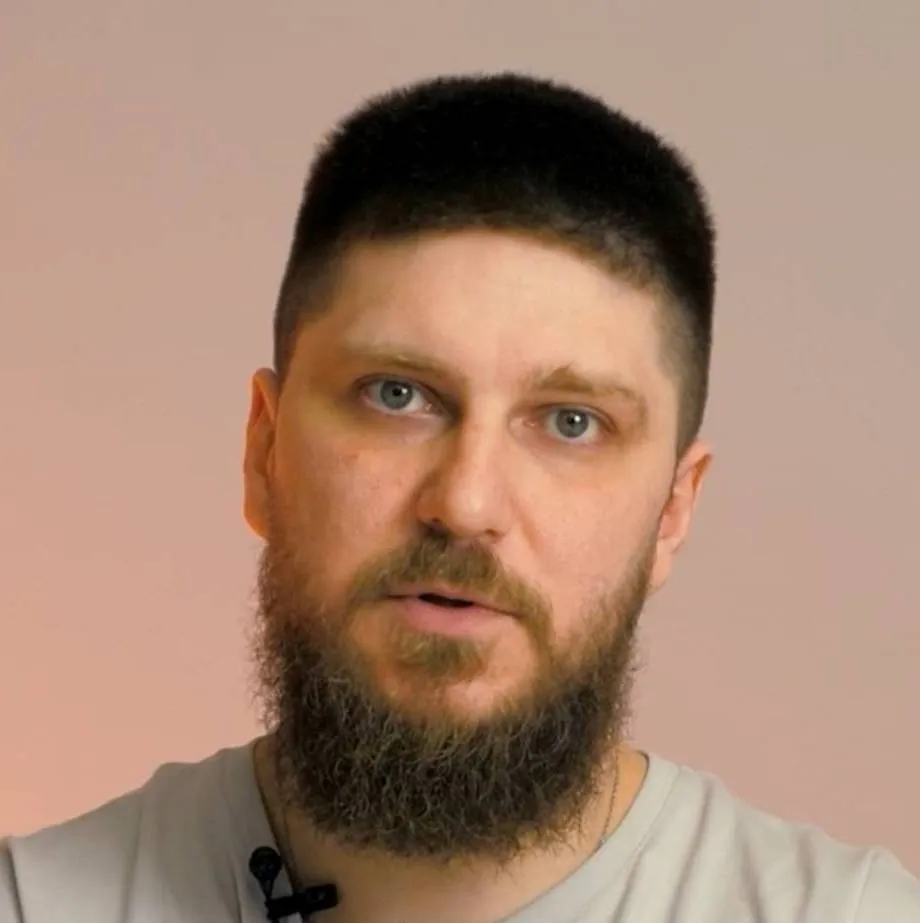 Александр Колесов