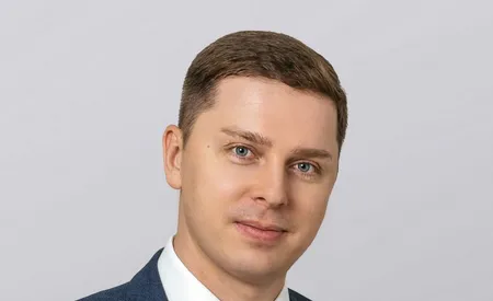 Владимир Нелюб