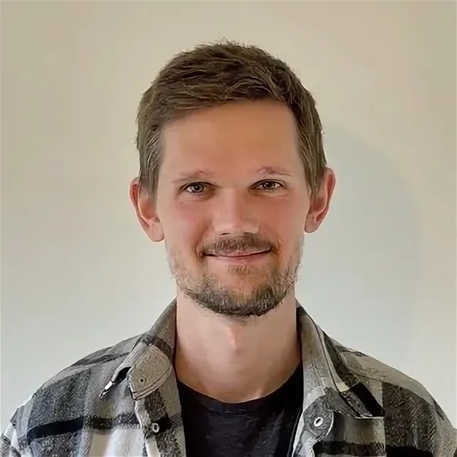 Александр Гущин