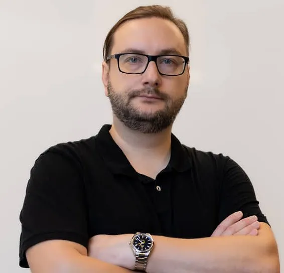 Anton Karpov