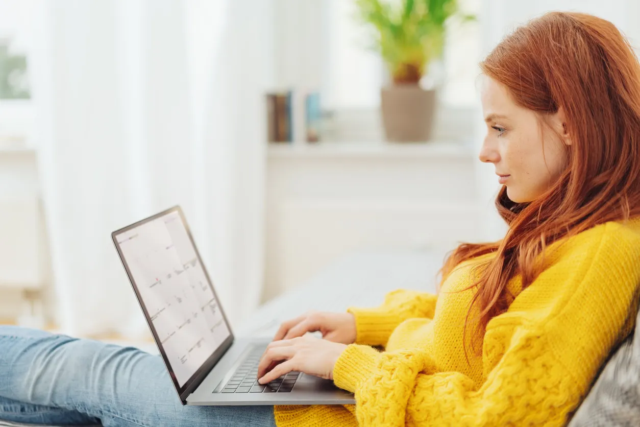 Russians Spend Twice as Much Online as They Do Offline