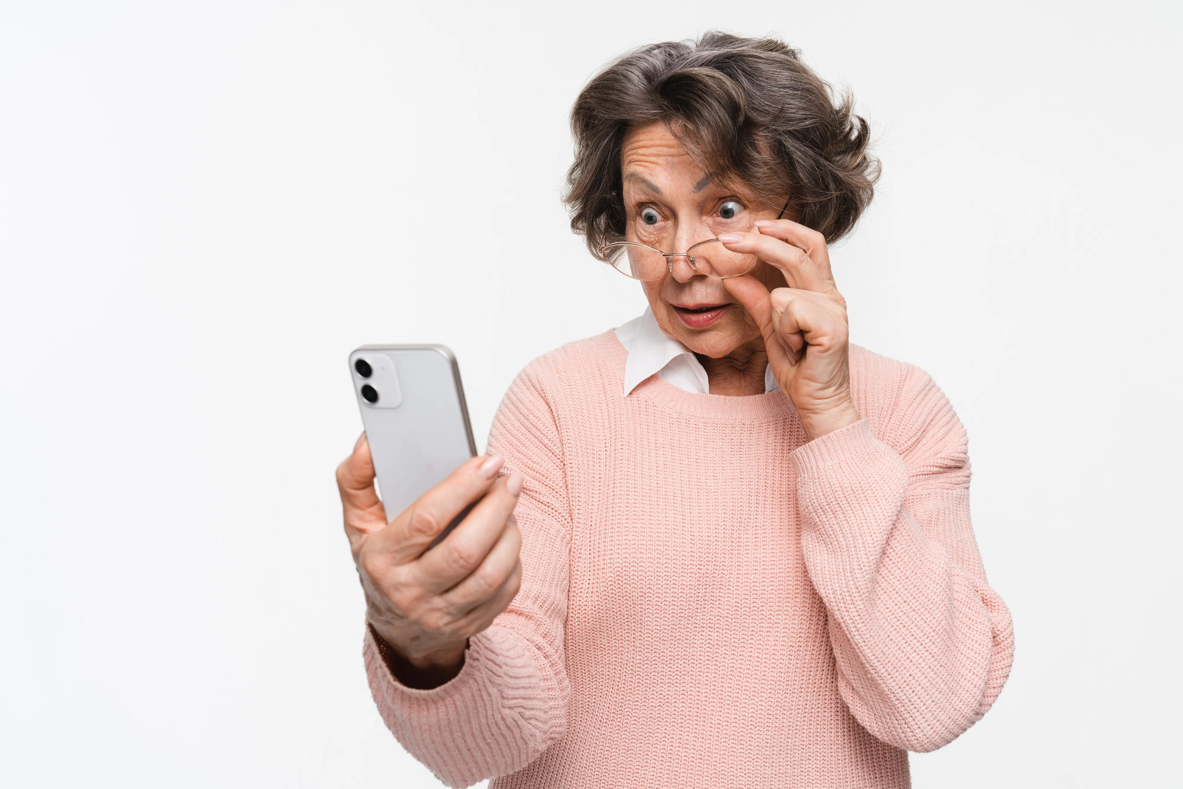Russian Neural Network Now Auto-Hangs Up on Phone Scammers—Before You Even Know It’s a Scam