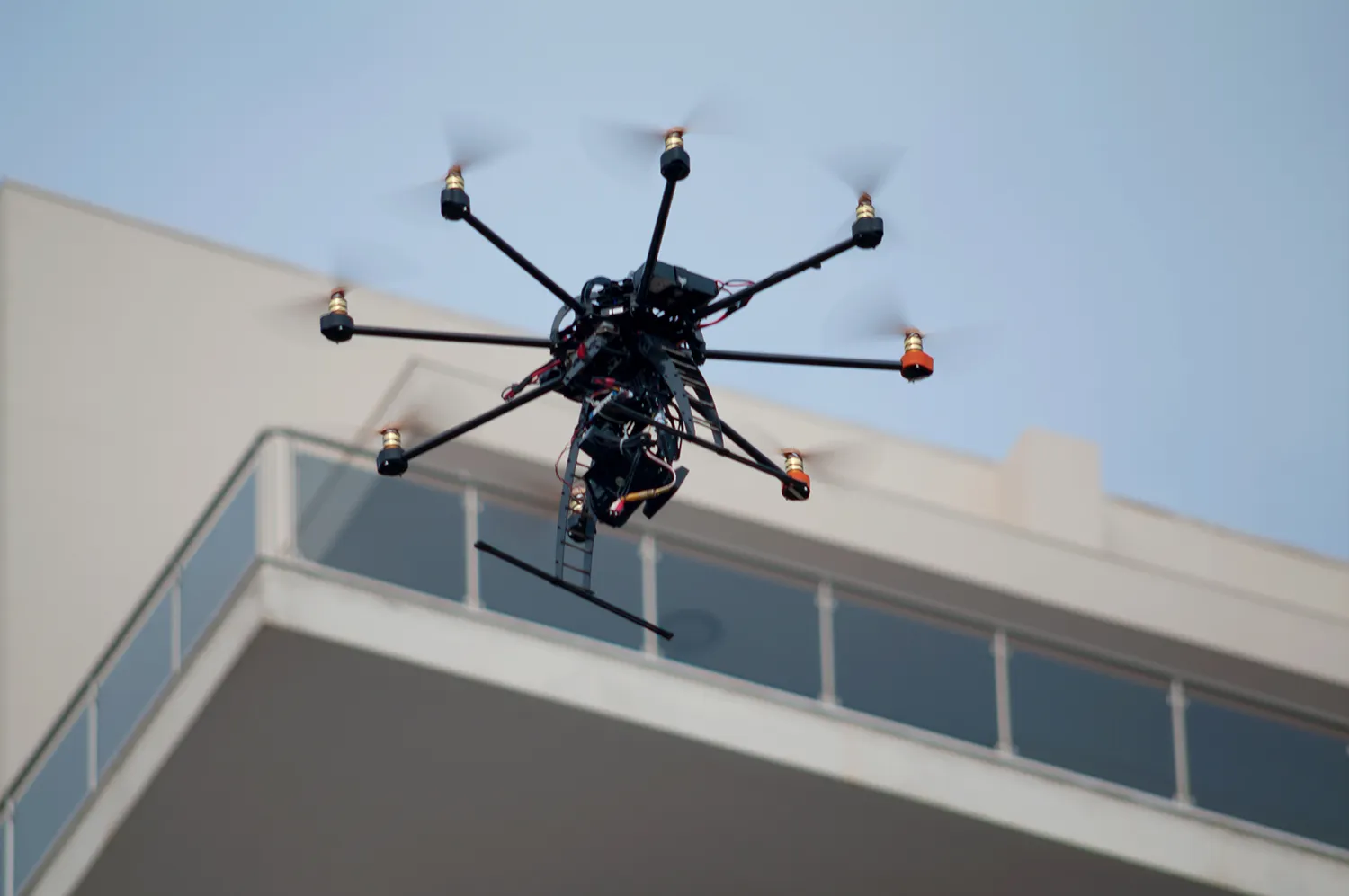 Photo - AI Takes to the Rooftops: Sakhalin Leverages Drones for Smarter Infrastructure Repairs