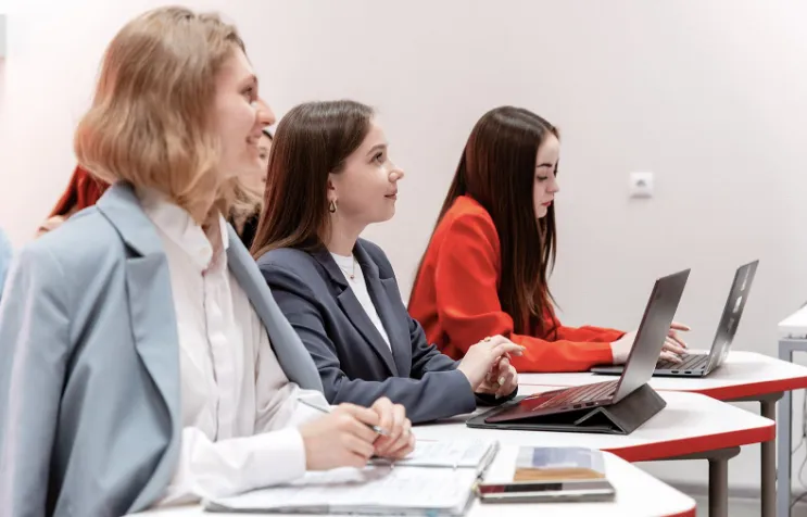 Russian Students Create AI Assistants for Teachers and Educators