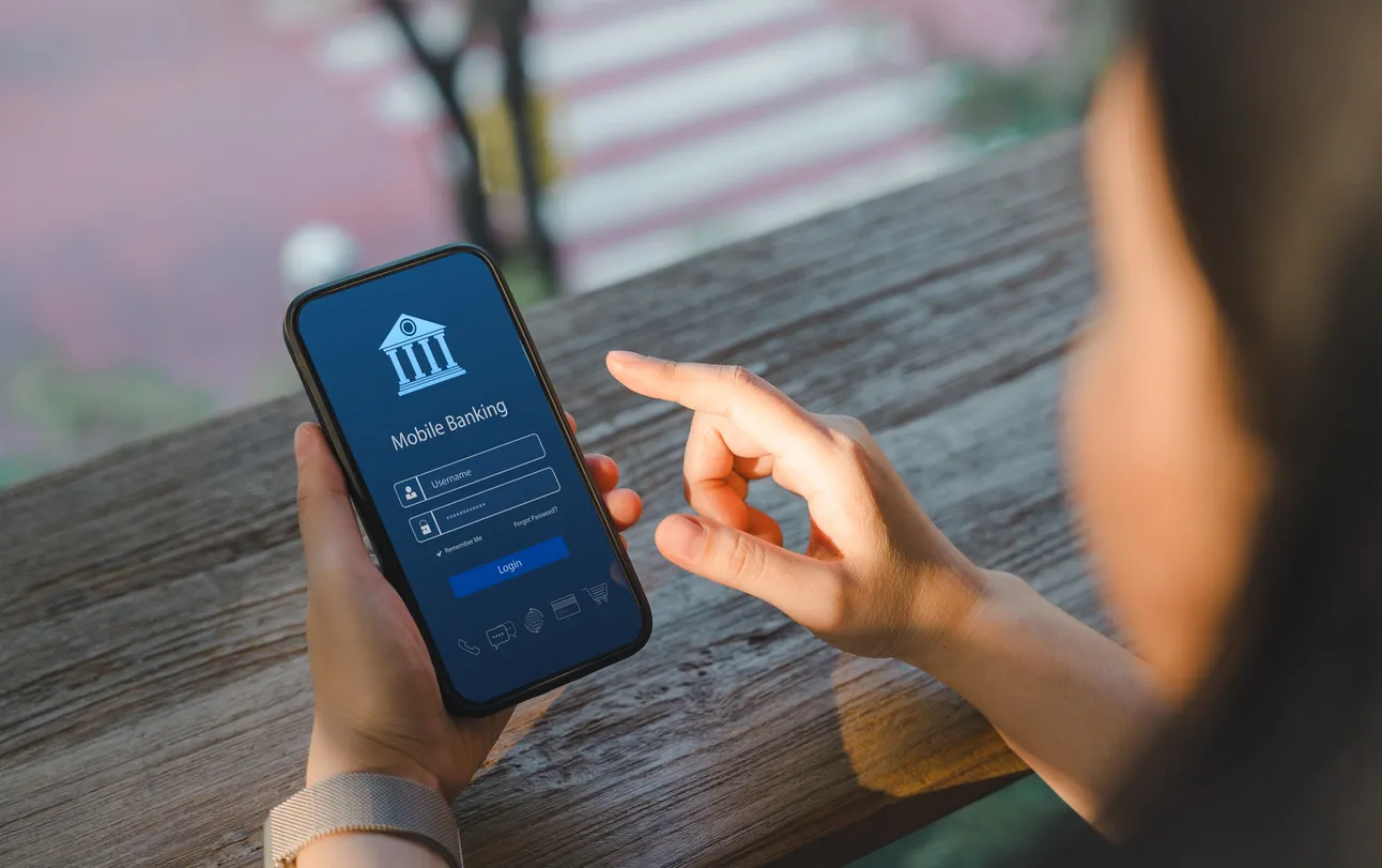 Russia Turns to AI to Decode Financial Risks for Consumers