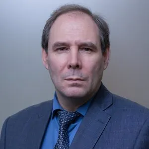 Maxim Vikhlyanov