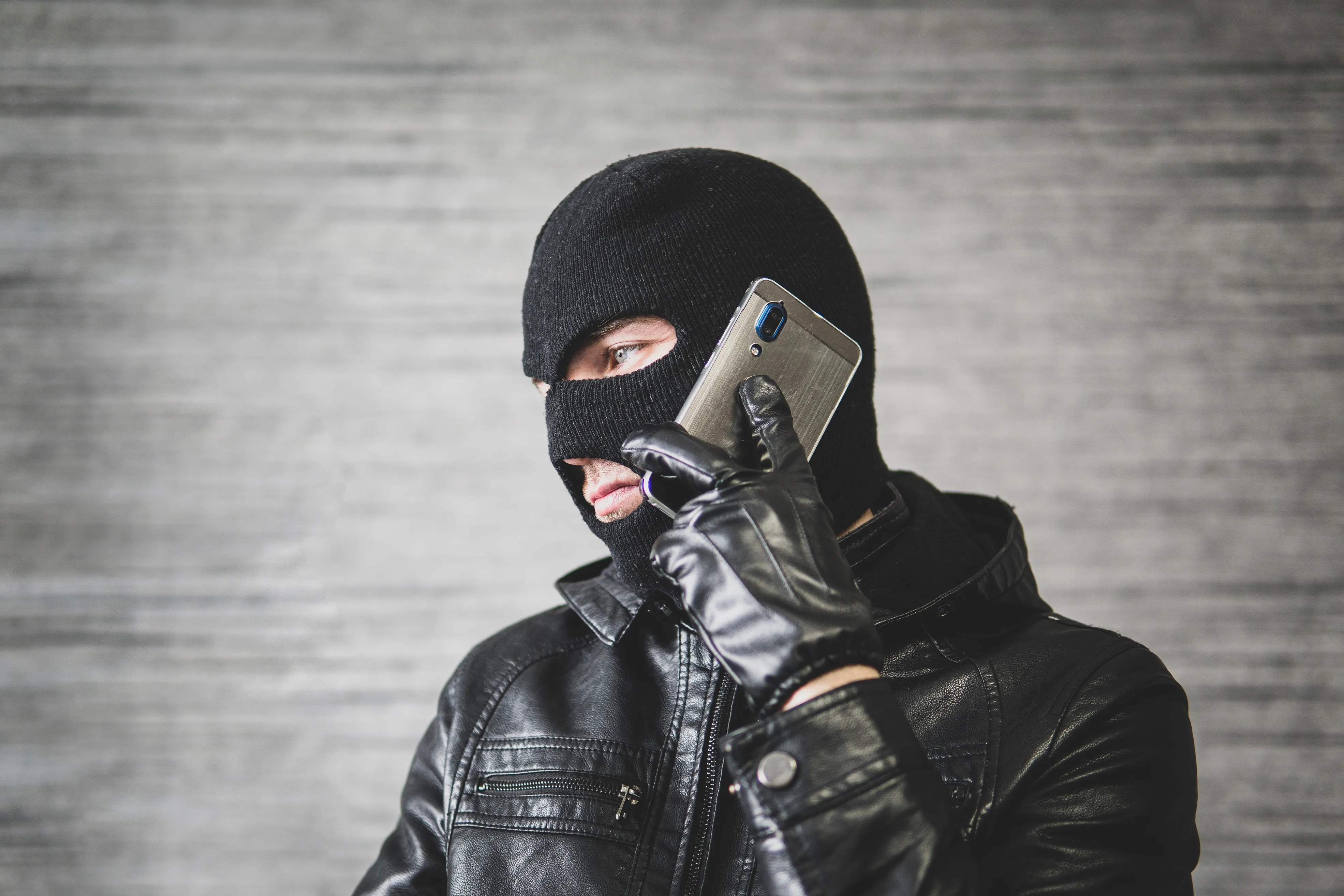 Russia to Criminalize Fraudulent Use of AI as Cybercrime Countermeasures Expand
