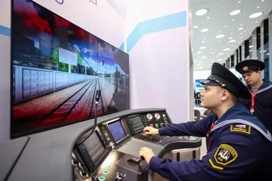 Autonomous Rail System Model for BAM Showcased at St. Petersburg Forum
