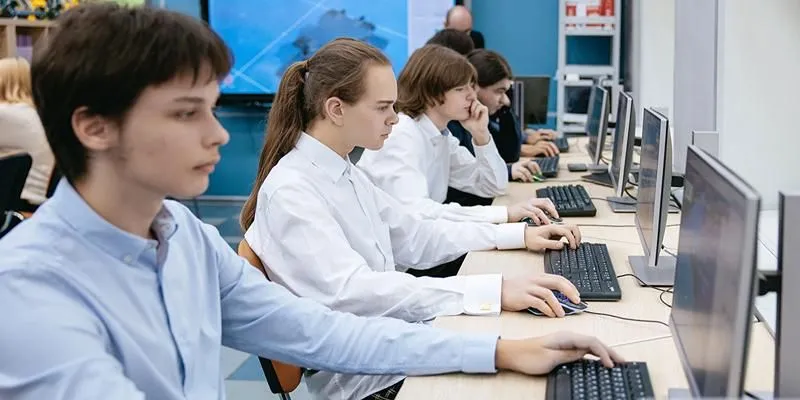 Russia Expands AI-Powered English Learning Platform for Schools