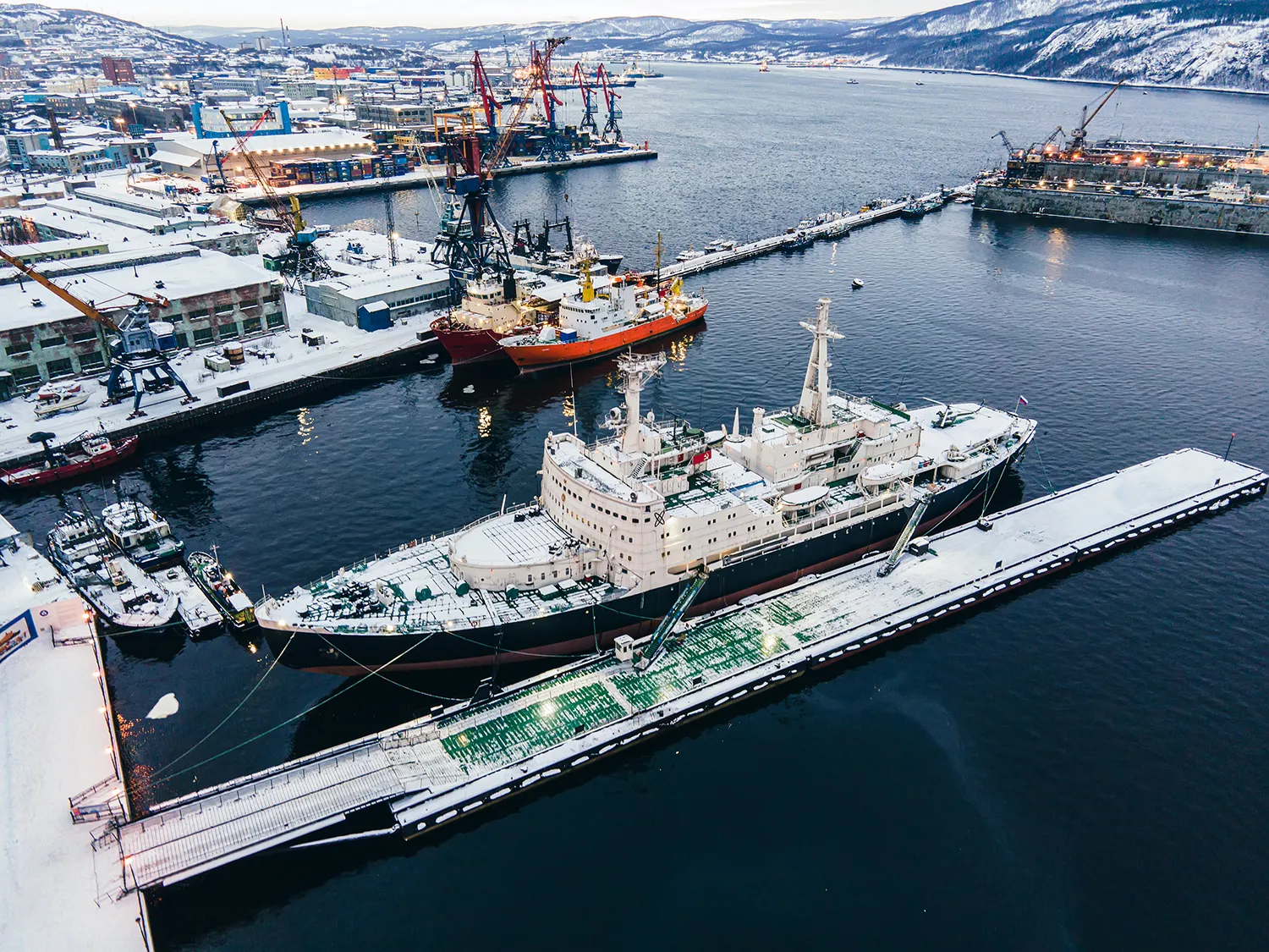Photo - Russia Develops AI System to Optimize Nuclear Icebreaker Routes