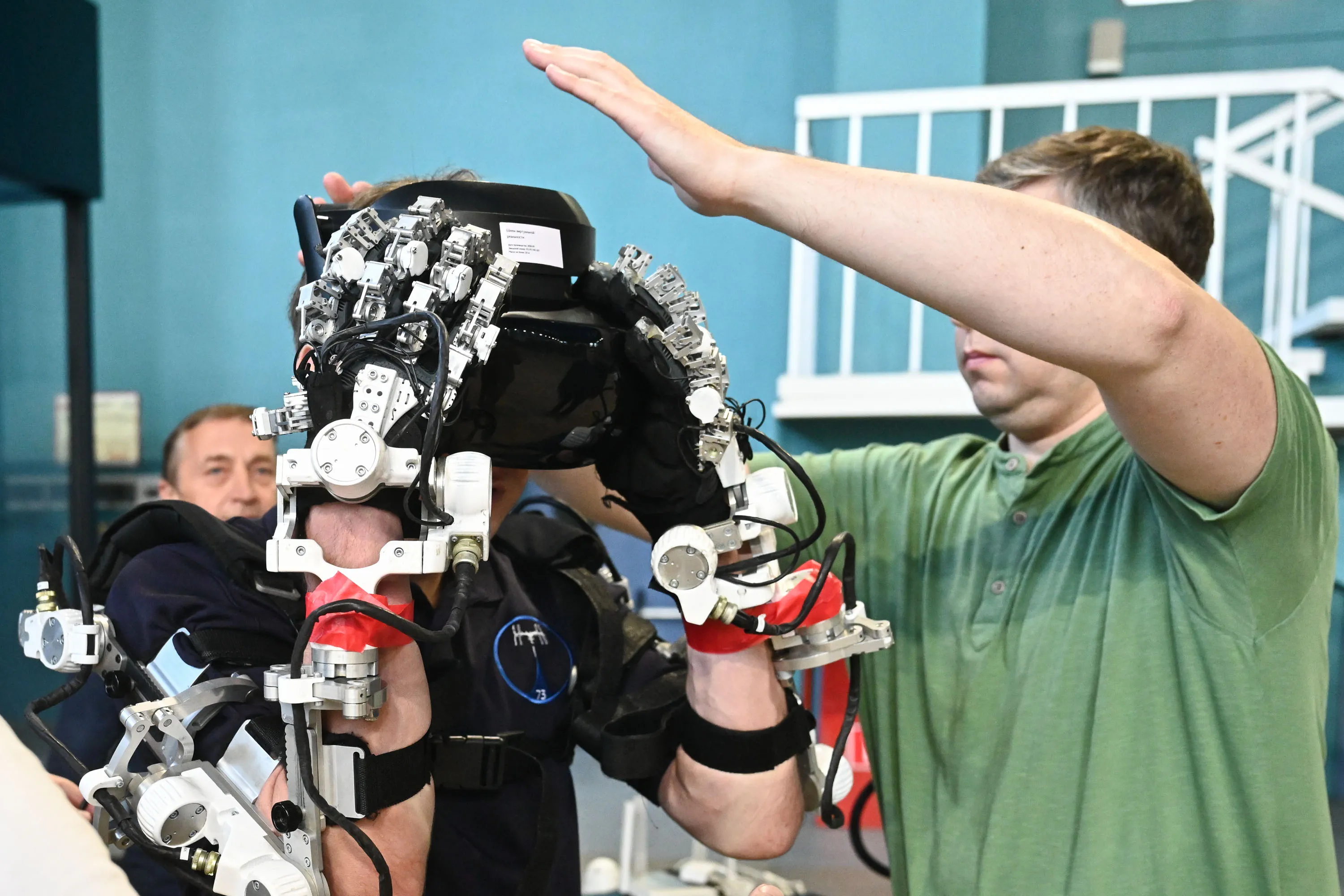 Russian Cosmonaut Tests Robot Control Skills After Spaceflight