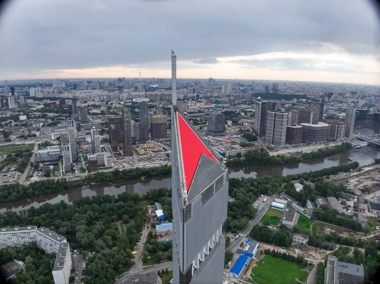 Moscow’s 47-Story Space Hub Aims to Redefine Russia’s Space Program
