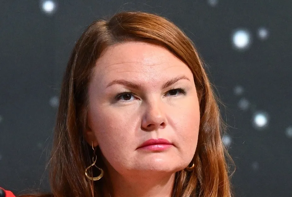 Полина Давыдова