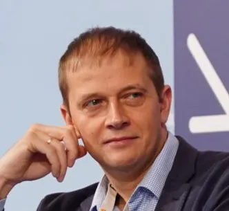 Дмитрий Новиков