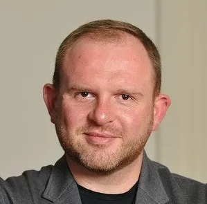 Михаил Макеев