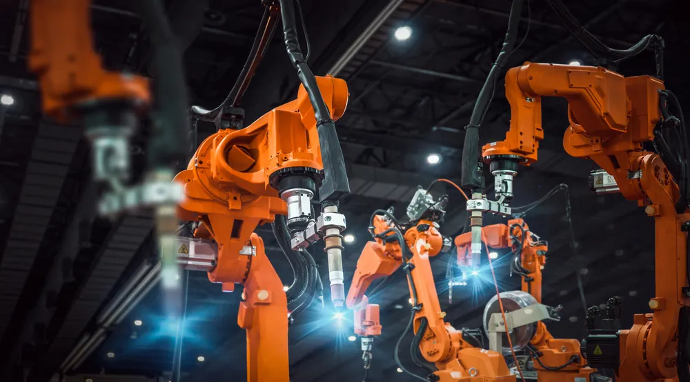 Russia’s New Glass-Cutting Robot Doubles Output and Slashes Defects—No Gloves Required