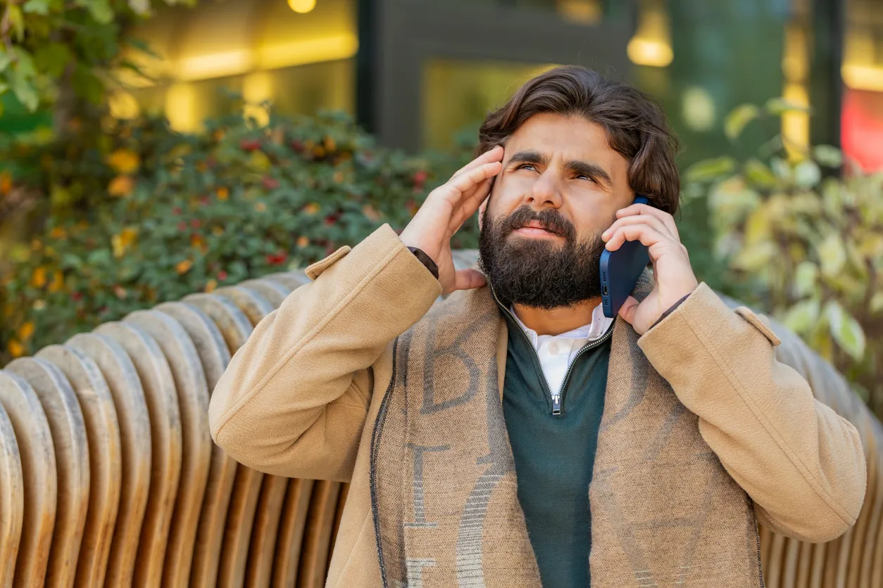 Russia Develops AI-Powered Noise Cancellation for Mobile Calls